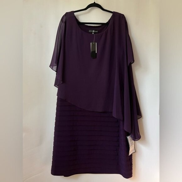 Betsy & Adam, Women's Plus, Chiffon Capelet Sheath Dress - Plum. Size: 22W. NWT. - Picture 4 of 13